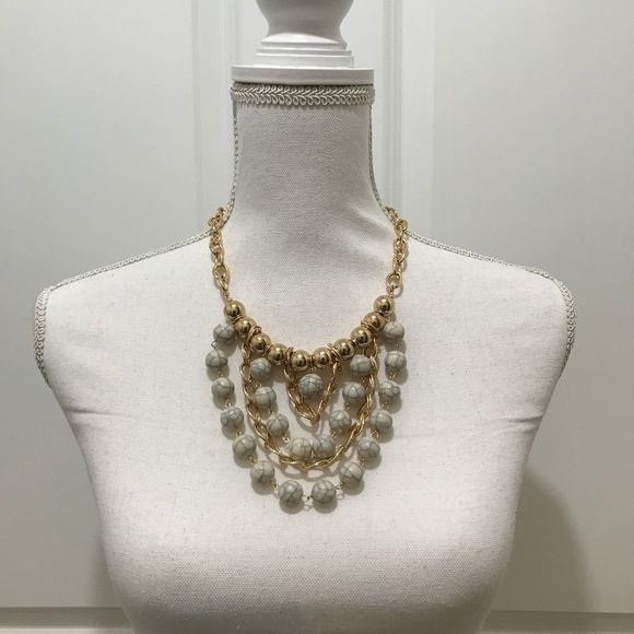 Jaclyn Smith Collection Gold Statement Necklace - Picture 1 of 5